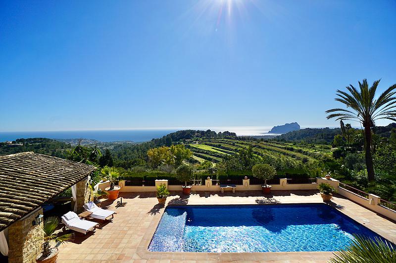 Finca te koop Benissa Moraira Javea Costa Blanca Spanje